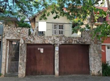 Casa · 109m² · 3 Quartos · 2 Vagas · Petrópolis, casa térrea, terraço, 3 Quartos(2 suites), 3 banheiros, piscina, 2 vagas