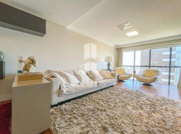 Apartamento · 200m² · 3 Quartos · 3 Vagas · 
                    BELÍSSIMO IMÓVEL EM LOCALIZAÇÃO PRIVILEGIADA!

Composto por 03 dormitórios, amp