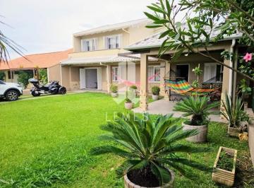 Casa · 231m² · 5 Quartos · 2 Vagas · 
                    LINDA CASA LOCALIZADA NA PRAIA DE IMBÉ, A APENAS 600M DO MAR, COMPOSTA POR:

- 
