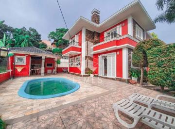 Casa · 251m² · 3 Quartos · 3 Vagas · 
                    EXCELENTE CASA DE ESQUINA!!!

*Lindíssima Casa Semi mobiliada (Ficam móveis sob