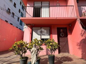 Casa · 169m² · 3 Quartos · 2 Vagas · Casa com 3 dormitórios e pátio em Camobi