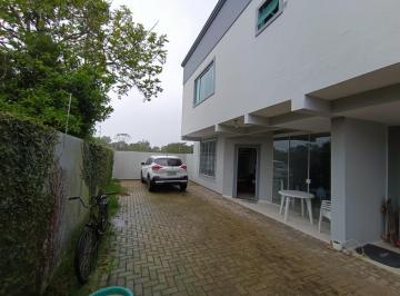 446126_i1Lk09KLt0F_44612665283db19c080.jpg · Excelente Casa Financiável 3 dormitórios - Campeche.