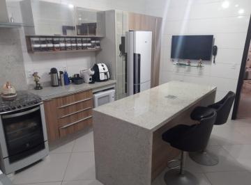 450735_i73P1Ti7S8793_450735654d3770e000c.jpg · Belíssimo apartamento na beira mar continental do bairro Estreito, com vista lateral para o mar.