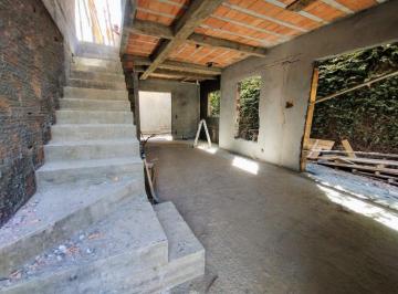Casa · 122m² · 3 Quartos · 2 Vagas · Casa de 3 dormitórios sendo 3 suites a venda no bairro Santa Monica