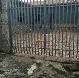3c9a0bfb1d792045f59a6e24cbe843a5c4bdf212 · Casa com 2 dormitórios à venda, 450 m² por R$ 395.000,00 - Bosque da Saúde - Taubaté/SP