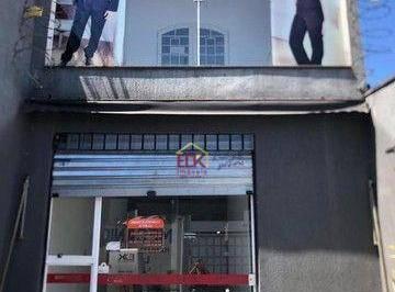 c30f1d36d58818fe7ae59b09502e9f58e77d0c71 · Sobrado com 3 dormitórios para alugar, 223 m² por R$ 3.400,00/mês - Centro - Taubaté/SP