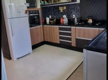 gqz7fa82ntzhndu1ntc5zmm0_md · Sobrado á venda com 3 quartos, Condomínio Vila Rica, Indaiatuba SP