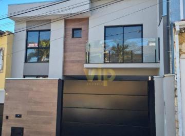 20f2cda2688e72521c9a96f0ff3250e5b26b4e2e · Casa com 3 dormitórios à venda, 134 m² por R$ 840.000,00 - Santa Doroteia - Pouso Alegre/MG