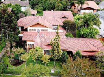 263319_i7flG8w6B7f97x226O4_2633195b1c04d9df3e0.jpg · Casa de  4 quartos Canela, Bairro mais arborizado da cidade.