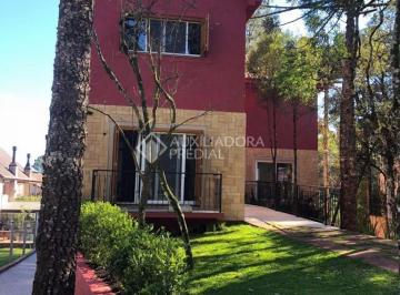 Casa · 355m² · 4 Quartos · 3 Vagas · CASA DE QUATRO DORMITÓRIOS EM CONDOMÍNIO FECHADO EM CANELA!