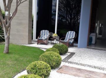 Apartamento · 214m² · 4 Quartos · 2 Vagas · Casa 04quartos/dormitórios e 02 vagas/box no condomínio Enseada!