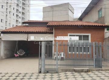 Casa · 200m² · 2 Quartos · 3 Vagas · Casa à venda na Vila Progresso com 2 suítes