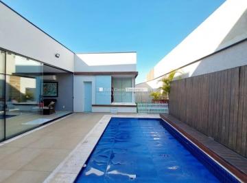 Casa · 460m² · 4 Quartos · 4 Vagas · Casa Alto Padrão com 4 Suítes, Área Gourmet, Piscina com Jacuzzi  no Alphaville Nova Esplanada 4 - V