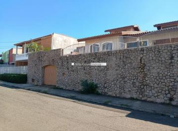 Frente · Casa à venda com 3 quartos, 242,95 m2 - Vila Trujillo, Sorocaba