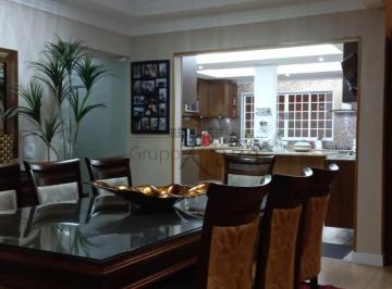 Casa · 350m² · 3 Quartos · 4 Vagas · Casa Mobiliada - Sobrado - Guarulhos - Vila Rosário - 3 Dormitórios - 302m² - Aceita permuta.