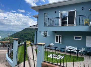 Casa · 348m² · 4 Quartos · 2 Vagas · Belíssima casa com vista vislumbrante