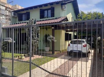 217979_iB59S850tA3_2179796217c31fdf42f.jpg · Casa no Avenida