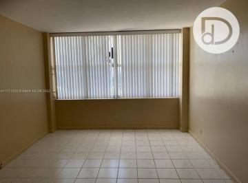 2b0bcb679bcd8438d3b17ef64cb3414369b0a325 · Apartamento com 1 dormitório à venda - Miami Beach  - Miami-Dade County/FL