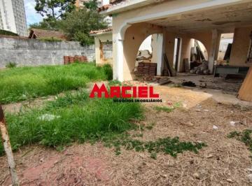 Casa · 551m² · EXCELENTE INVESTIMENTO COMERCIAL
