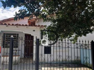 e3eb61dc161e335c2ebc62c7515e469808383846 · Casa com 2 dormitórios à venda, 138 m² por R$ 1.000.000,00 - Santa Rosa - Vinhedo/SP