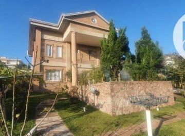 e92ed8d24009f0bf3b76a8f916c3b5ea10fe02f5 · Casa com 4 dormitórios à venda, 374 m² por R$ 2.850.000,00 - Condomínio Terras de Vinhedo - Vinhedo/