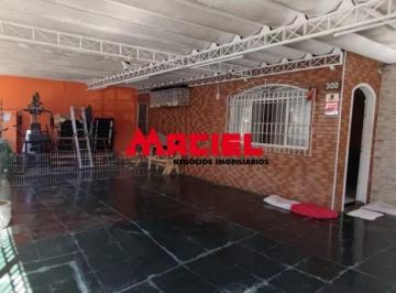 Casa · 107m² · 3 Quartos · 4 Vagas · Casa Moderna e Funcional com 3 Quartos, Suíte