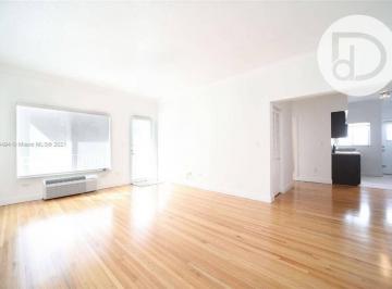 8374a13178d91d356df71b3a4c9ef3e6ed3bb8c7 · Apartamento com 1 dormitório à venda - Miami Beach  - Miami-Dade County/FL