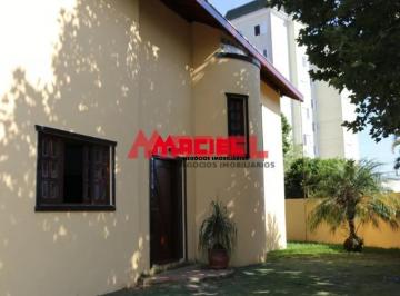 Casa · 230m² · 5 Quartos · 6 Vagas · EXCELENTE LOCALIZAÇÃO. CASA ASSOBRADADA COM MEZANINO, colodao no terreno das vaquinhas