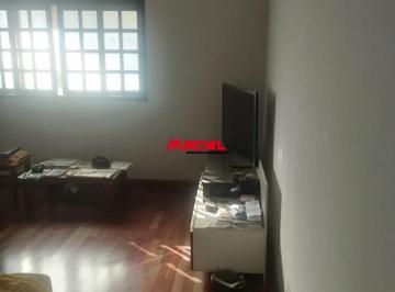 Casa · 156m² · 3 Quartos · 2 Vagas · EXCELENTE CASA ,CONFORTO ,SEGURANÇA E COM UMA BELA VISTA, VIVA COM A TRANQUILIDADE QUE MERECE...