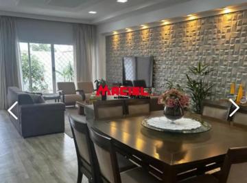 Casa · 249m² · 4 Quartos · 2 Vagas · Alto Padrão em jacareÍ - Conforto e Elegância