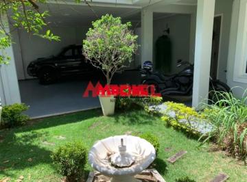 Casa · 296m² · 4 Quartos · 4 Vagas · Aconchegante Sobrado no Jardim Esplanada: Conforto e Conveniência em São José dos Campos