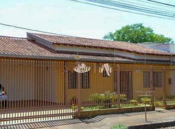 a2a78b186a6716be0c7670dacb9bda6871e0138c · Casa com 3 quartos à venda, 318 m² por R$ 600.000 - Monte Carlo - Londrina/PR