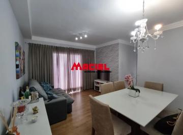 Apartamento · 72m² · 3 Quartos · 2 Vagas · LINDO APTO A VENDA NO ED. SOLARE