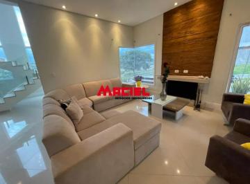 Casa · 541m² · 4 Quartos · 4 Vagas · -Sobrado Condomínio JAGUARY-