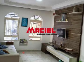 Casa · 134m² · 4 Quartos · 3 Vagas · Linda casa no Bosque dos Eucaliptos