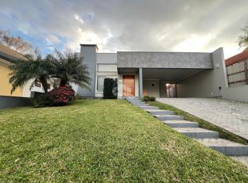 609493_i9H746_609493669a6b227f661.jpg · Casa semimobiliada 03 dormitórios e piscina em condomínio fechado
