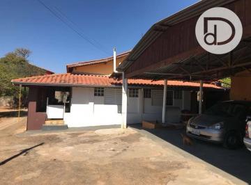 0d99e1be75ecbaaa96f9e048f63ad7d9aca95329 · Casa com 4 quartos à venda, 193 m² por R$ 900.000 - Capela - Vinhedo/SP
