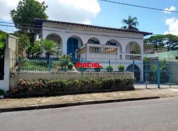 Casa · 263m² · 3 Quartos · 4 Vagas · Casa Padrão em Sao Jose dos Campos