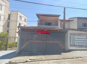 Casa · 200m² · 4 Quartos · 2 Vagas · Casa Sobrado em São José dos Campos
