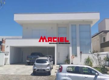 Casa · 450m² · 3 Quartos · 4 Vagas · LINDA CASA GOLF III