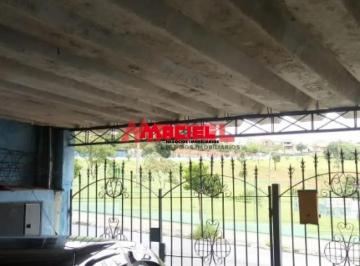 Casa · 80m² · 3 Quartos · 2 Vagas · Casa Padrão em São José dos Campos