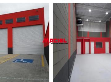 Comercial · 158m² · Galpão já possui habite-se e AVCB, pé direito duplo e cobertura com telhas metálicas