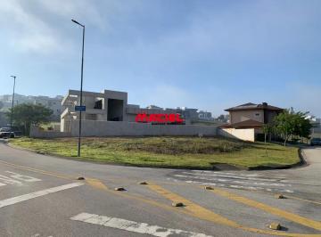 Terreno · 662m² · Ótimo terreno de esquina 662,76m² Colinas Paratehy Sul