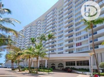 cbad7d19a23c001ee9e57bdb92970920596dd5e6 · Apartamento com 1 dormitório à venda - Bal h - Miami-Dade County/FL