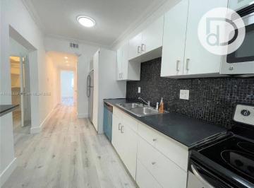 1fa0257c1c47c7700c5c3d9b2b0aed12f3ee8664 · Apartamento com 2 dormitórios à venda - Miami Beach  - Miami-Dade County/FL