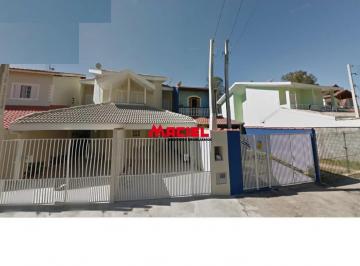 Casa · 150m² · 3 Quartos · 2 Vagas · Sobrado com 3 Quartos e 2 banheiros à Venda, 150 m² por R$ 550.000,00