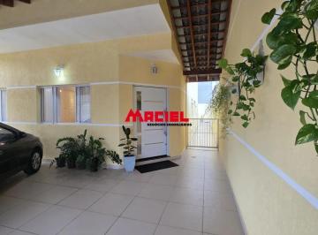Casa · 316m² · 3 Quartos · 3 Vagas · Exclusividade e Conforto em um Imóvel de Alto Padrão no Vista Verde