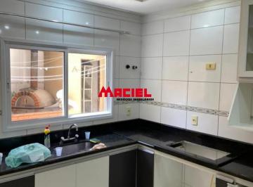 Casa · 140m² · 4 Quartos · 2 Vagas · Casa Sobrado em São José dos Campos
