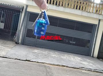 Casa · 311m² · 4 Quartos · 2 Vagas · Sobrado no Jardim Morumbi 3 Pavimentos