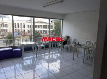 Comercial · 400m² · 6 Vagas · amplo salão em prédio comercial bem localizado no centro de SJC